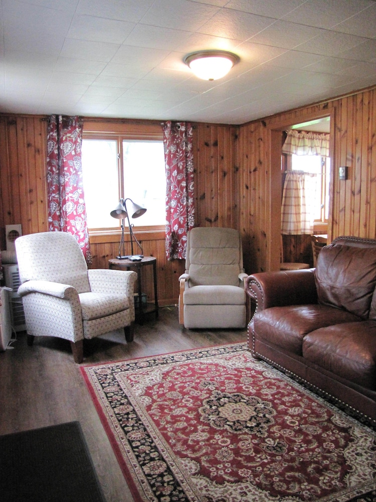 Lake Wisconsin Resort