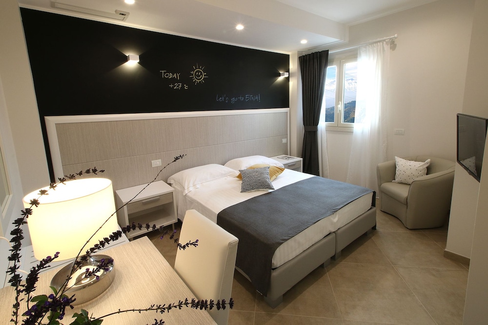 Siké Holiday Home photo 3