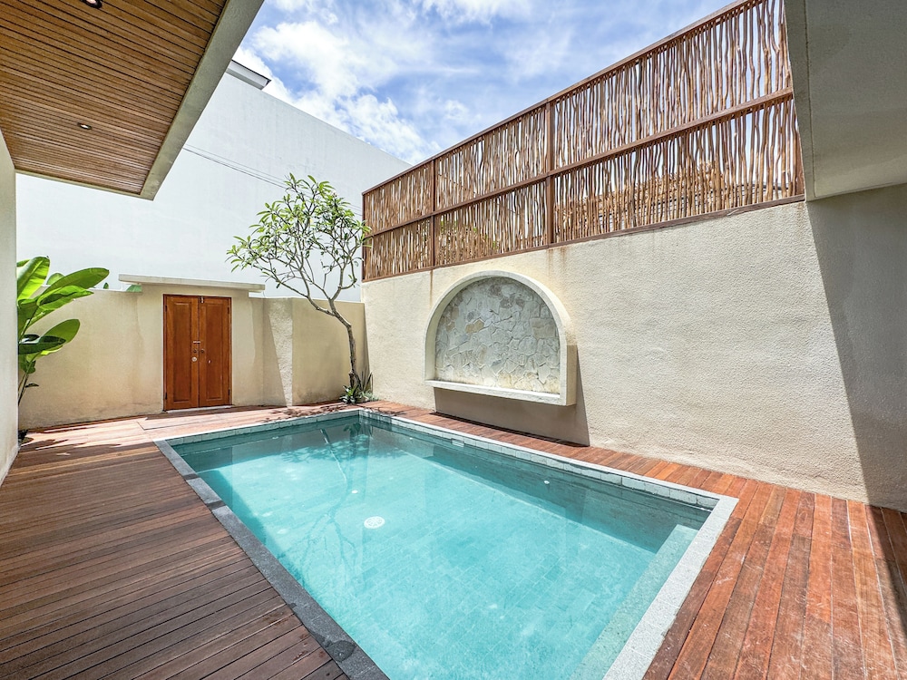 Athaya Canggu Villas by Nagisa Bali