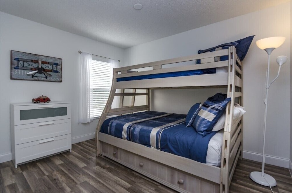 5 Bedroom 3.5 Bathroom Pool Villas - Image 4