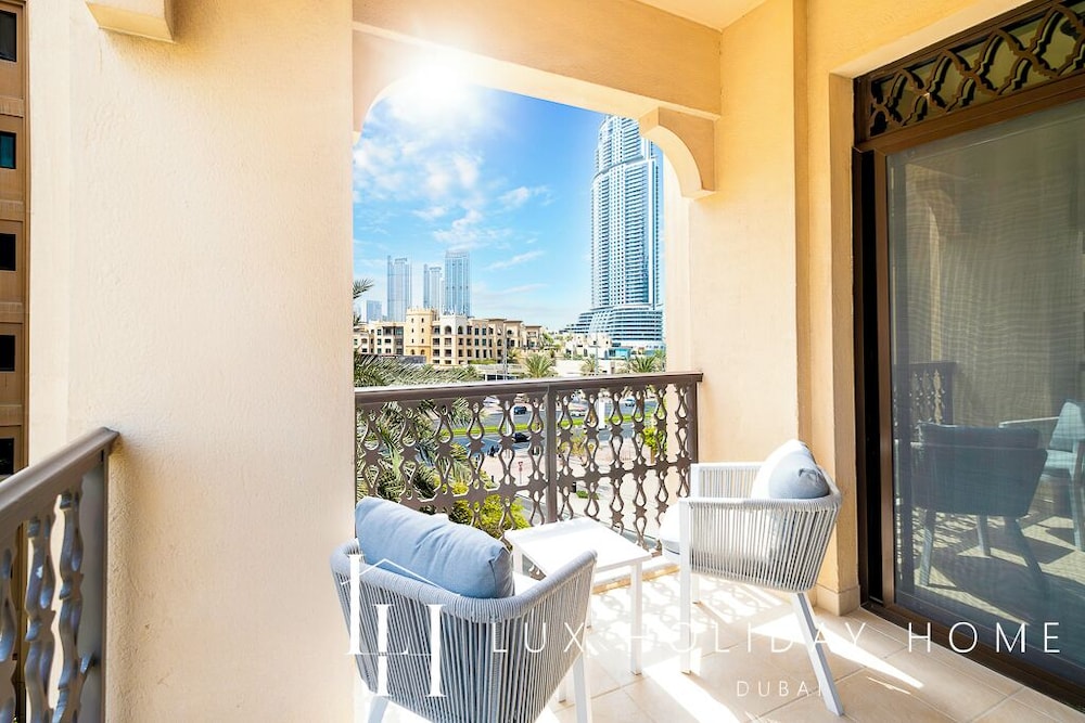 LUX Burj Khalifa View Downtown Suite