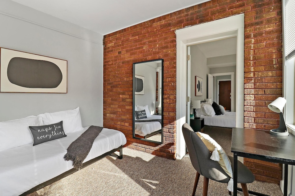 3BR Furnished Stay - Belle Plaine 2W