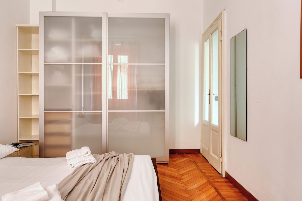 JOIVY Cosy flat near Montanelli Gardens