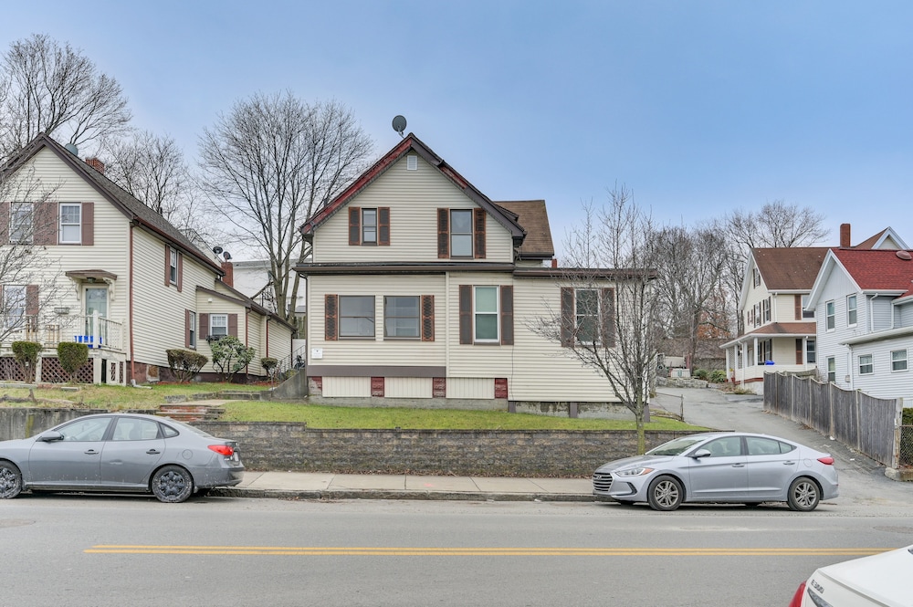 Pet-friendly Malden Apartment: 7 Mi to Boston! view 5