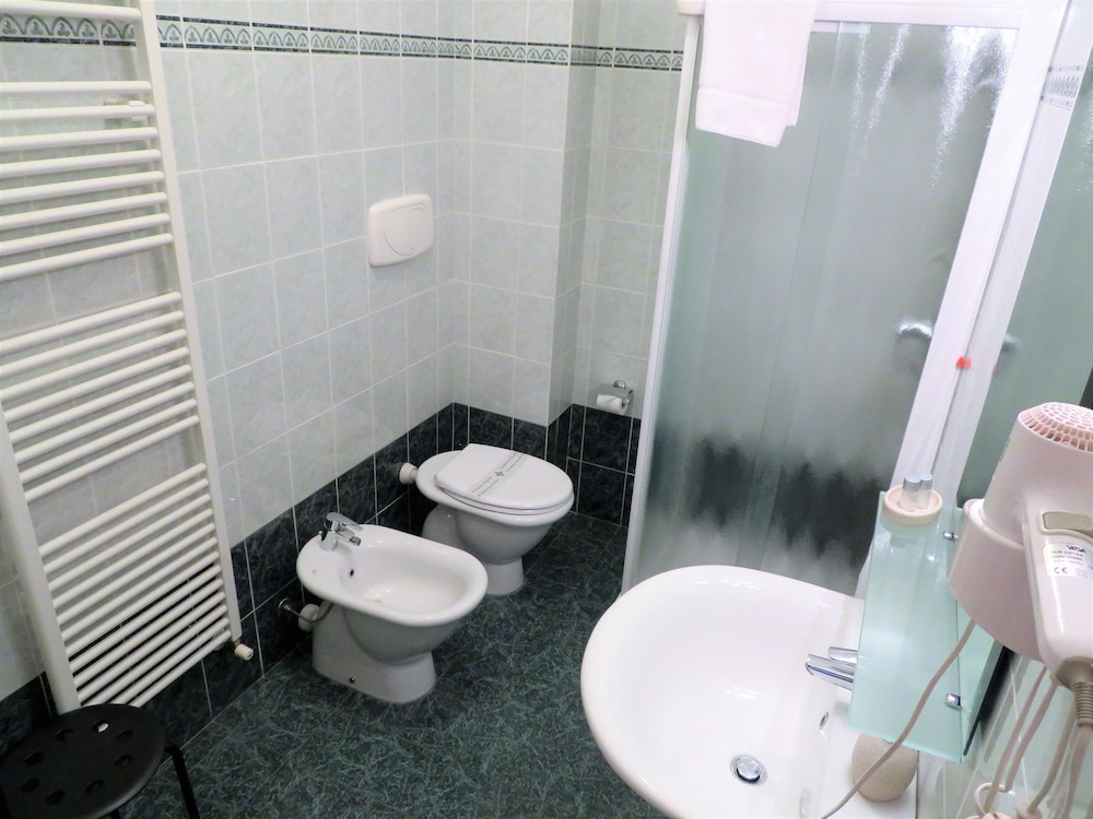 Photo 38
