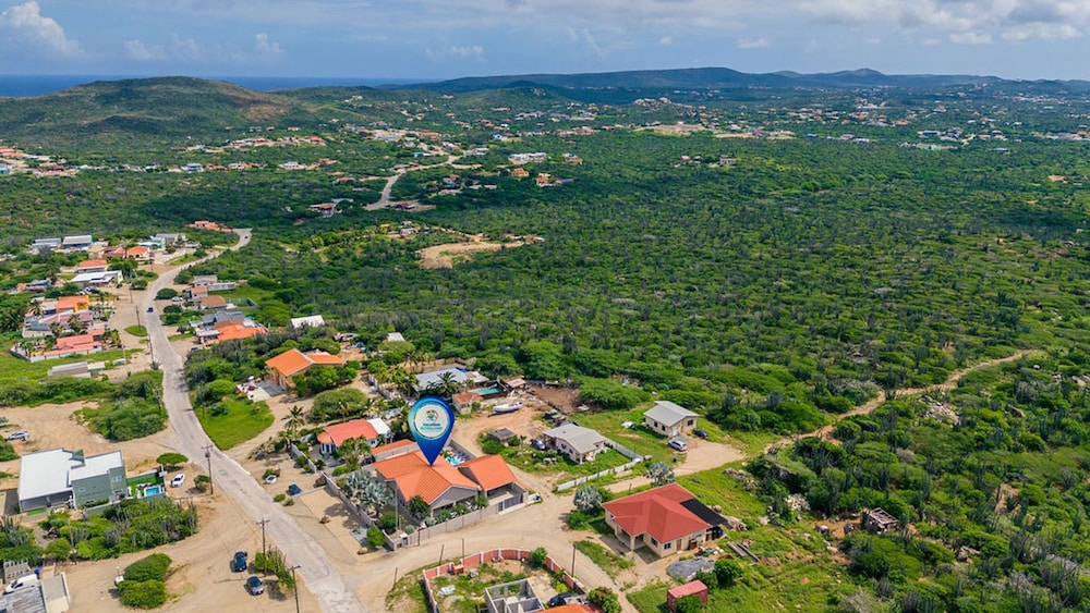 Central 4br3ba Villa w Ocean Views Private Pool