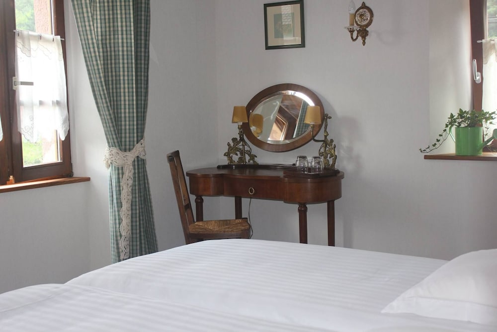 Chambres d'Hotes A l'Ombre du Verger view 3