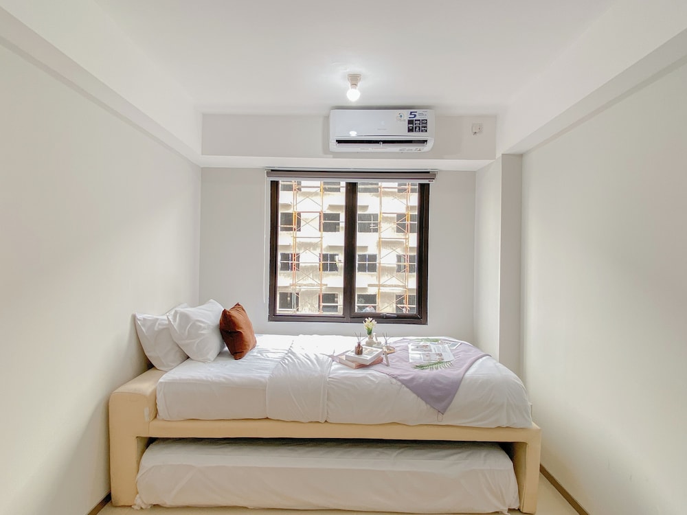 Best Deal Studio At Meikarta Apartment