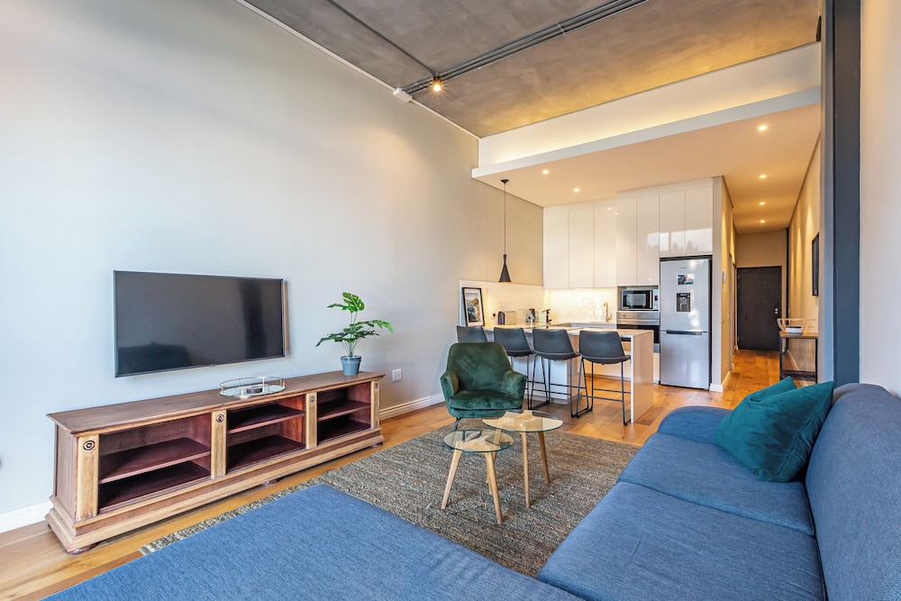 Docklands Deluxe Apartments by ITC Hospitality