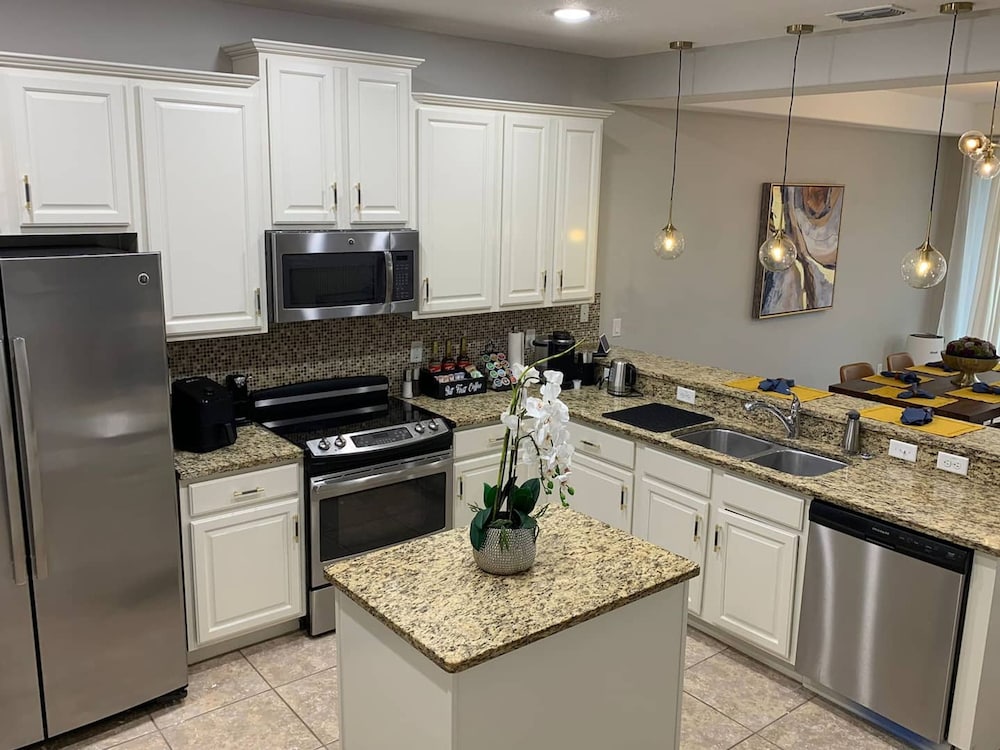 Come and Stay at the Best of Championsgate!