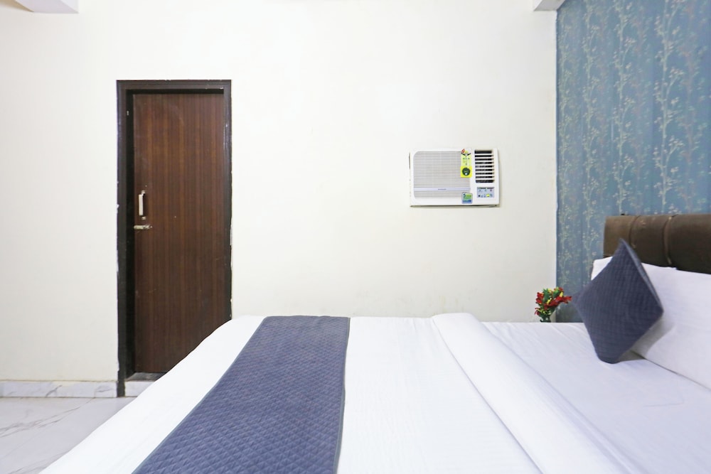 Hotel Raj Palace