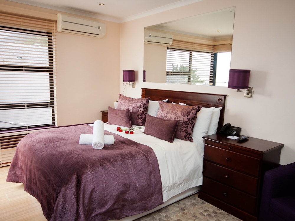 Oceana Palms Luxury Guest House view 5