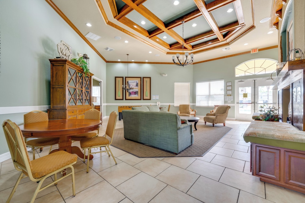 Resort Amenities, Screened Lanai: Kissimmee Escape