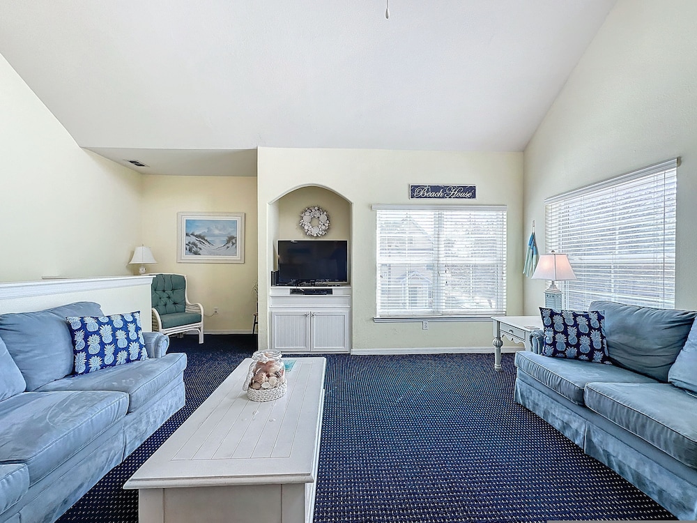 Two Bedroom Condo in Kissimmee Near Disney