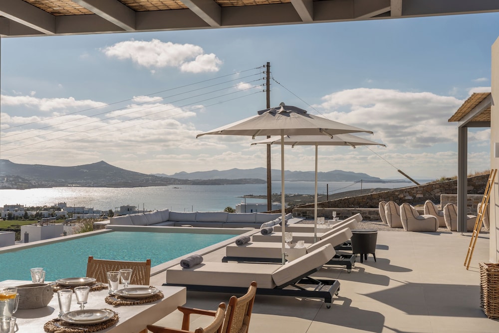 AVERA VILLAS