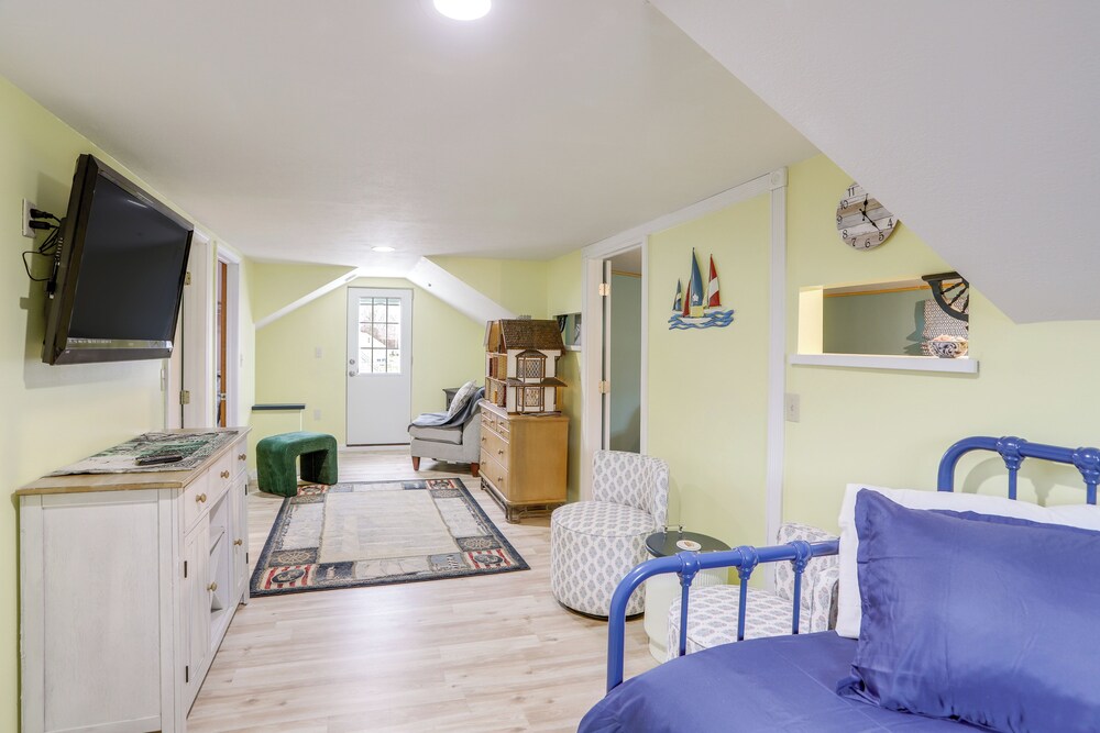 1 Block to Beach: Home w/ Hot Tub in Port Clinton!