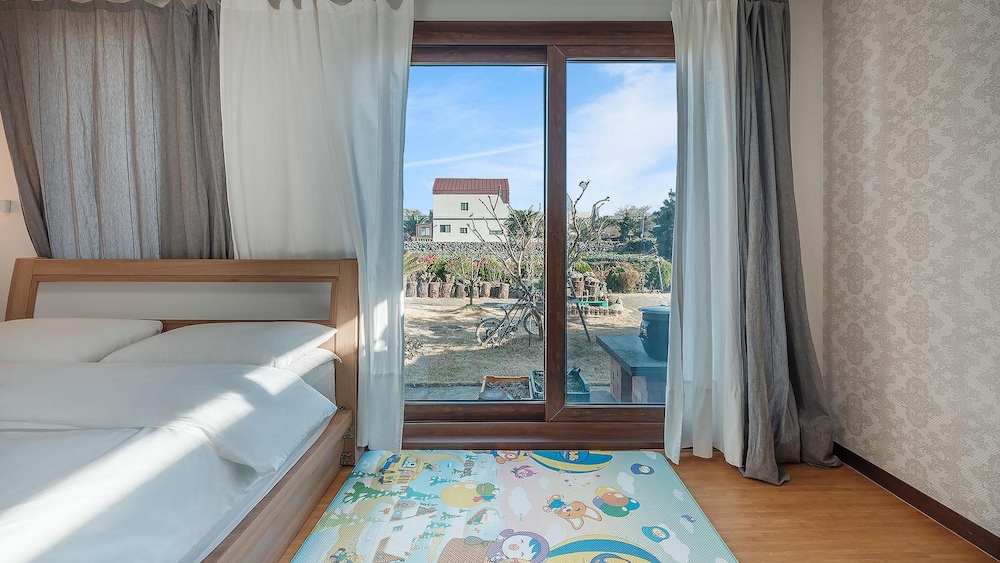 Jeju Brickninemansion