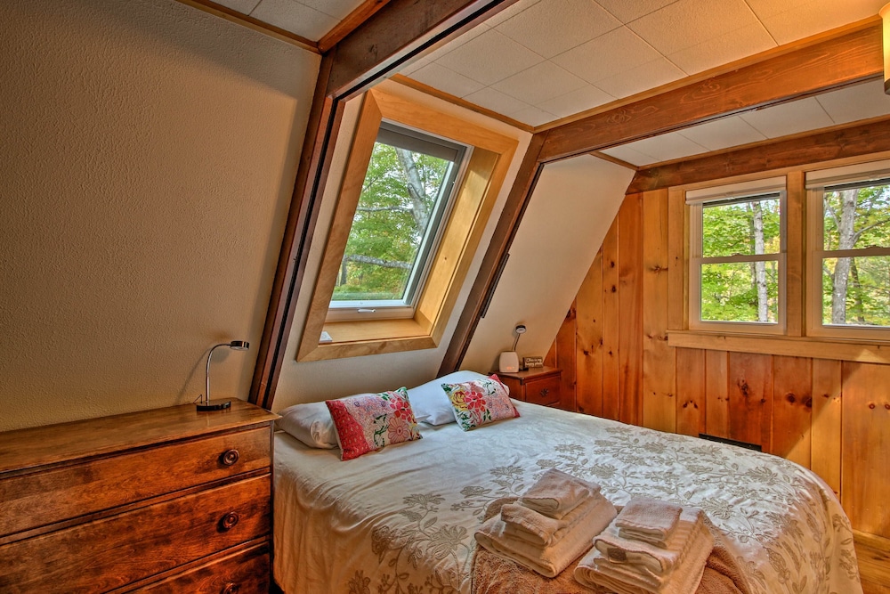 Ski Chalet on Saco < 2 Mi To Attitash Resort! view 4