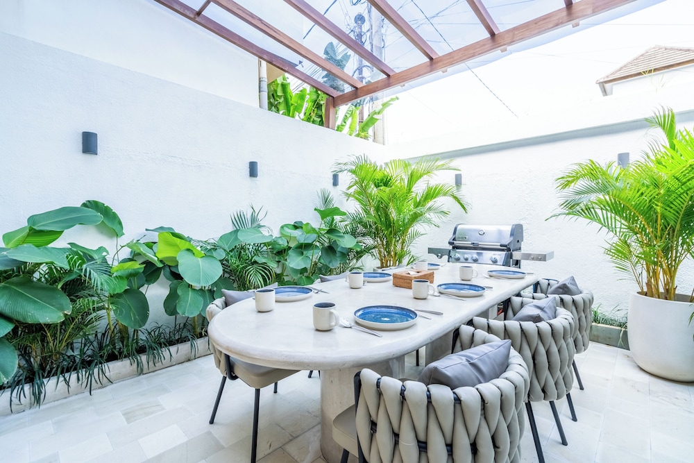 Melasity Villa by Betterplace