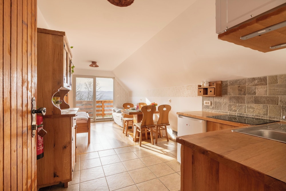 Vineyard Cottages Rataj view 3