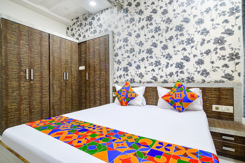 Fabexpress Olive Inn