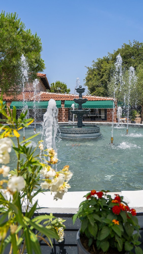 SİMLARDA AQUAPARK OTEL