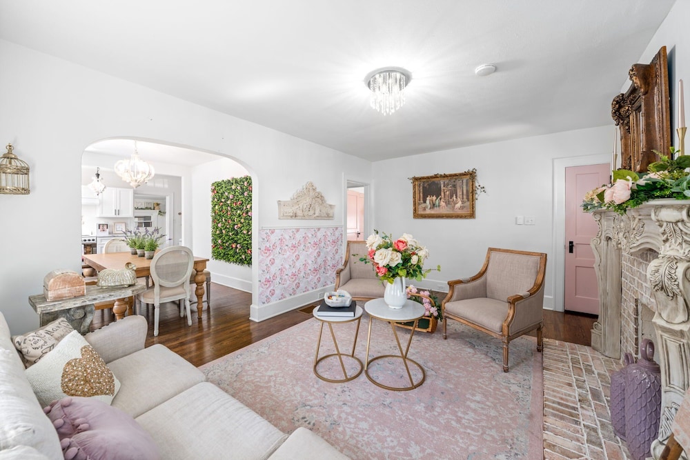 The Pink & Old Clarksville House