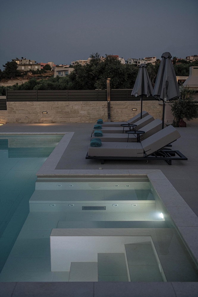 Kymélia Luxury Residences With Sea View