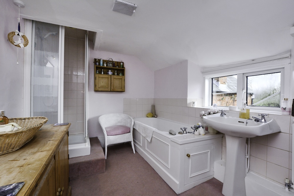 Photo 24
