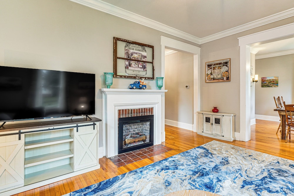 Spacious Athens Home ~ 1 Mi to Downtown! view 2