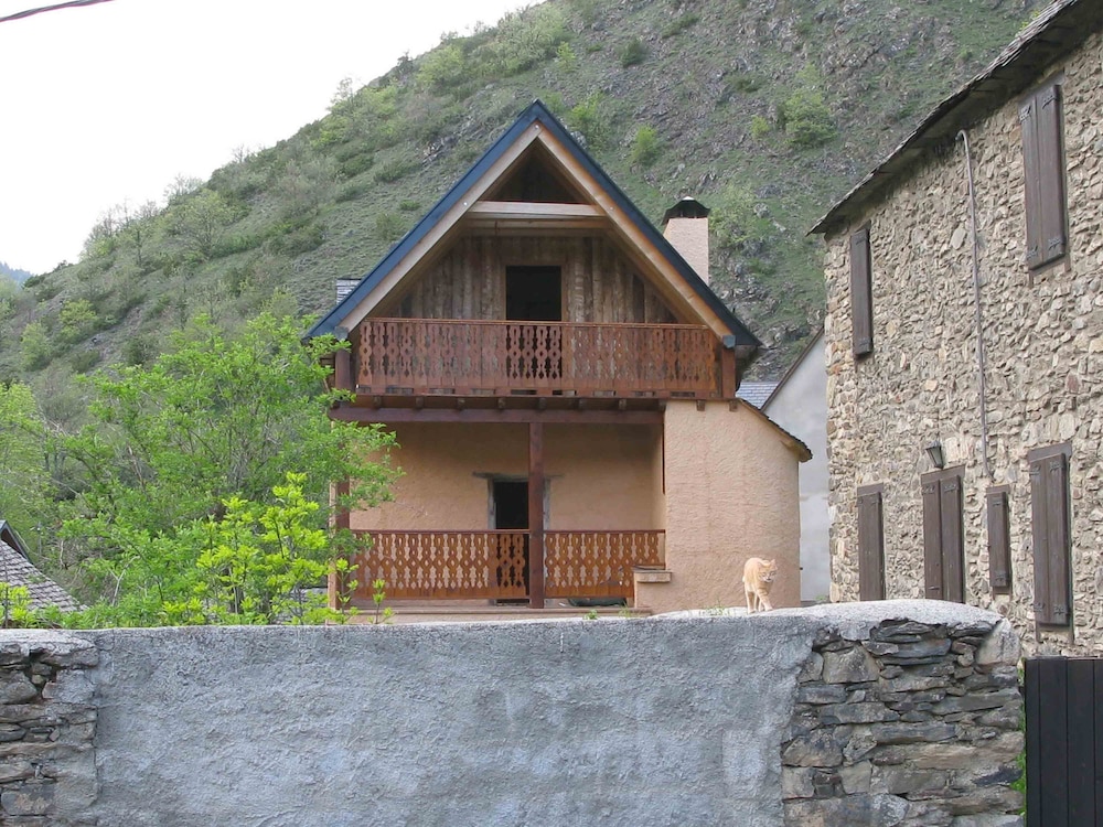 Casa Helipa view 2
