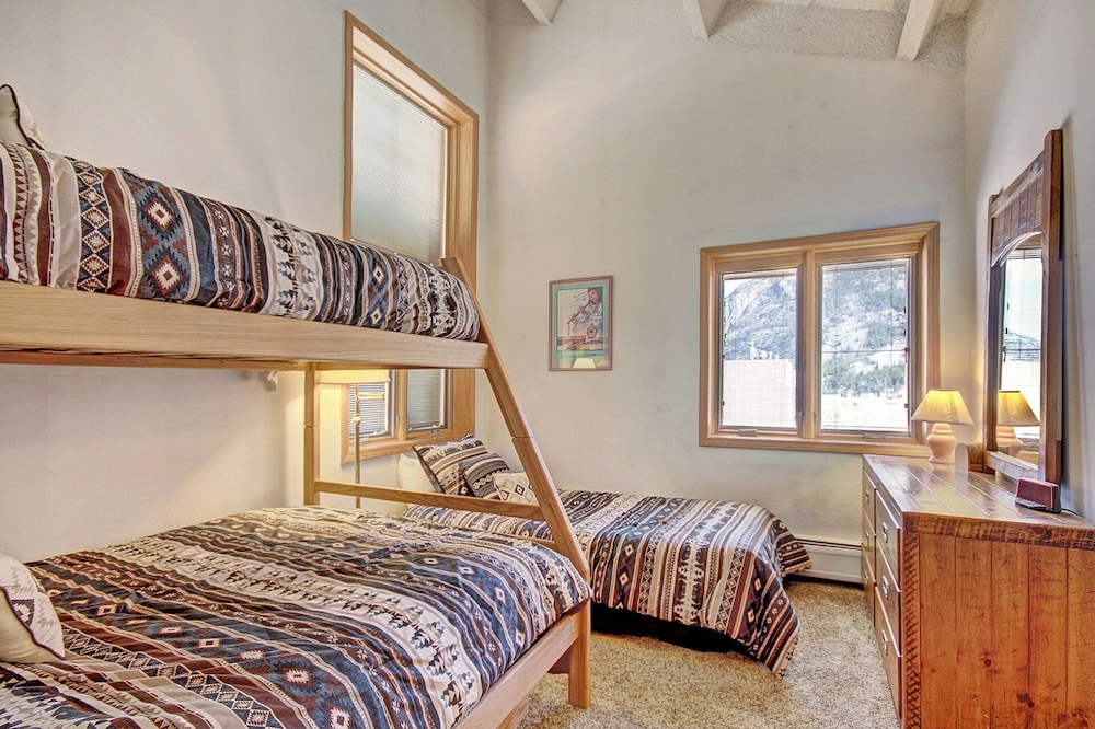 SkyRun - Copper Mountain Resort Vacation Condos