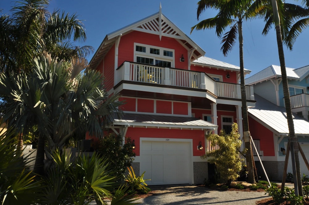 Lizzie Lu's Island Retreat