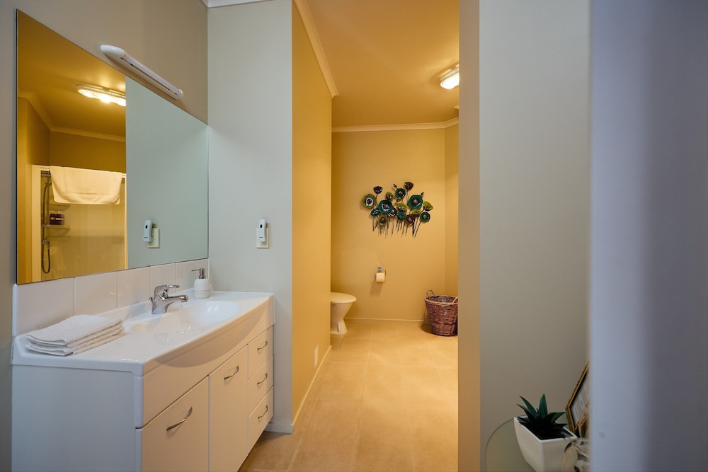 Awatea Country B&B