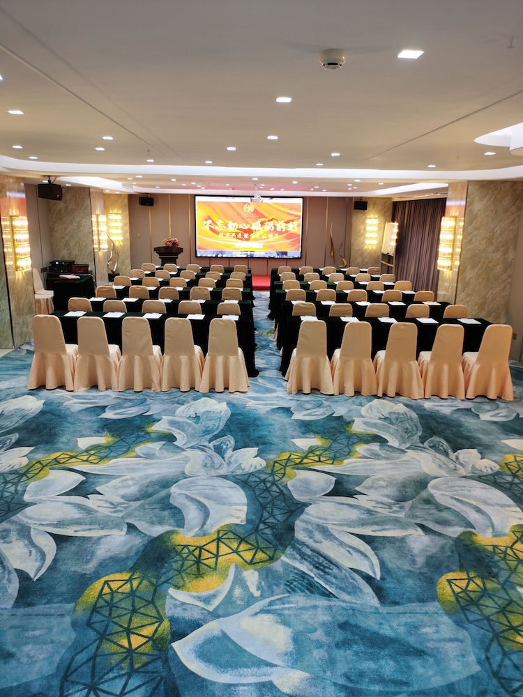 Global Business Hotel