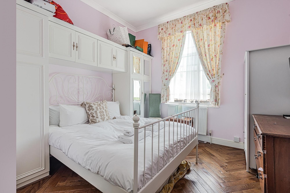 Charming one Bedroom Flat Near Maida Vale