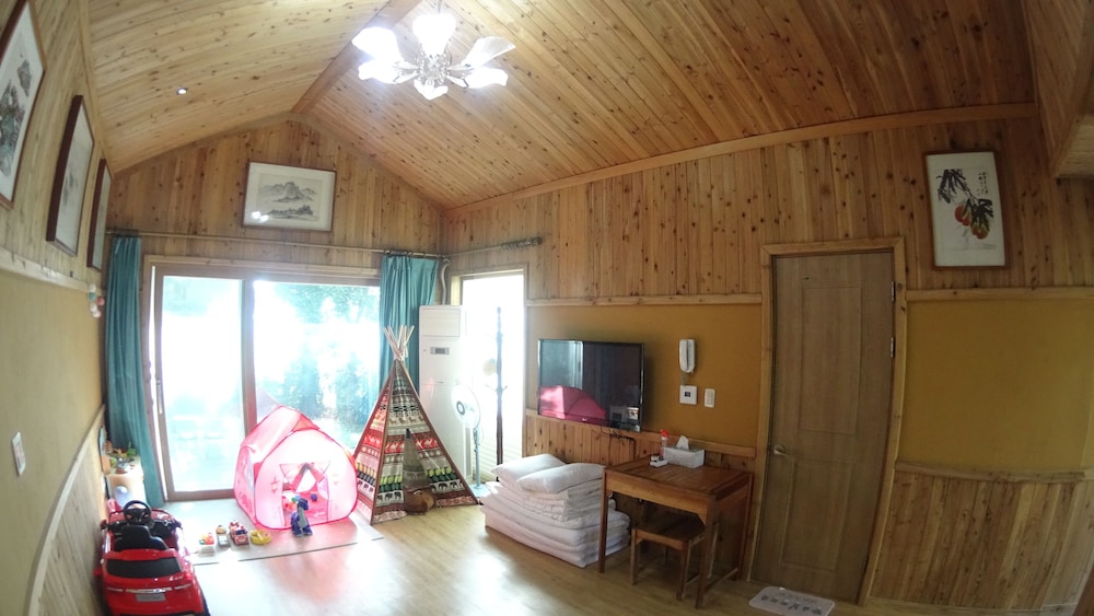 Memory In Jeju Pension