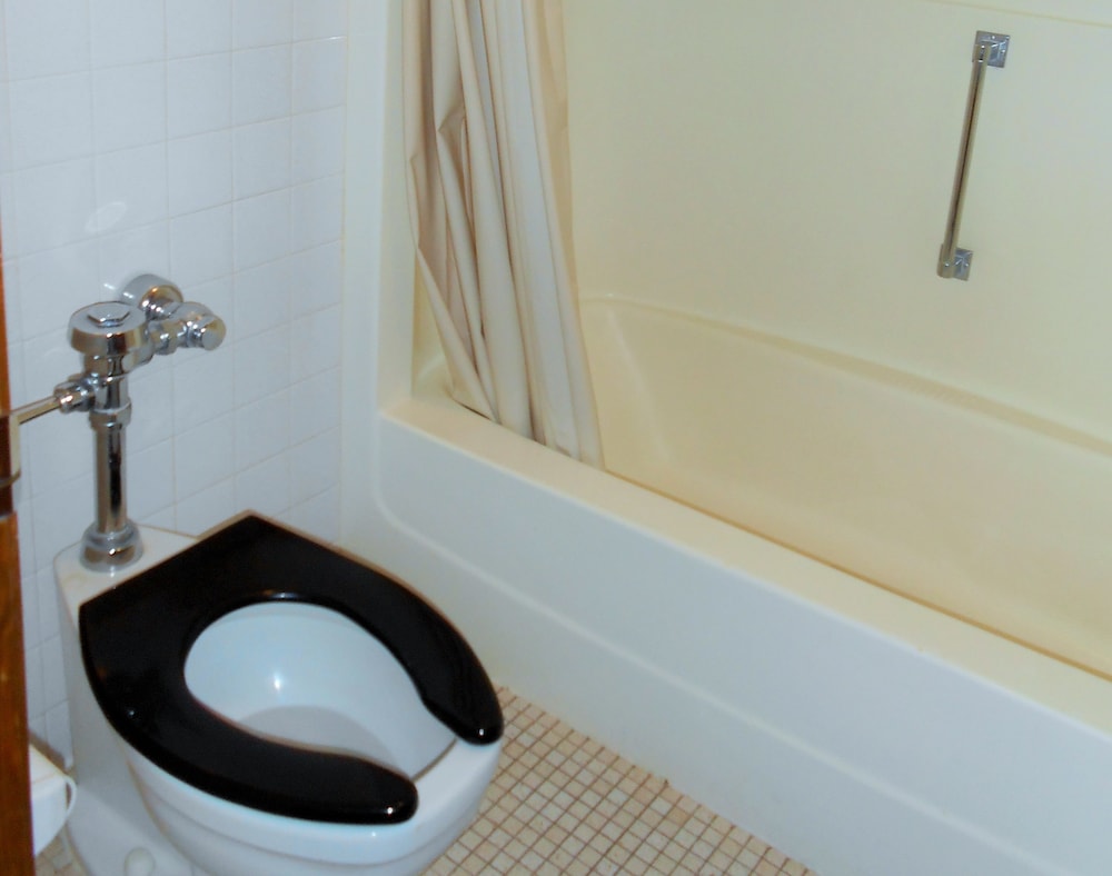 Budget Inn Long Praire view 2