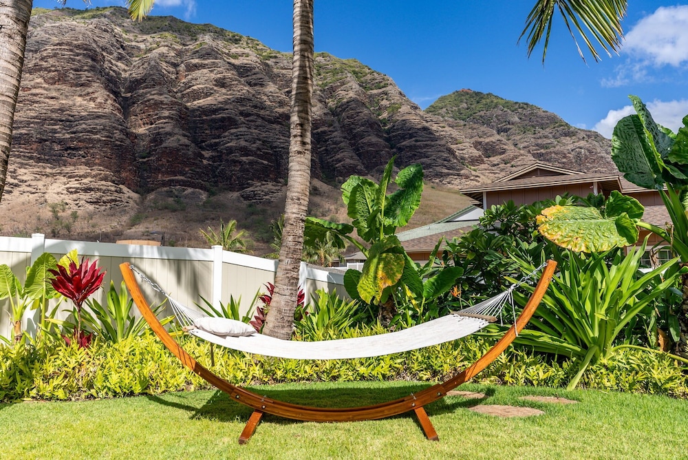 @ Marbella Lane - Pōmaika'i Ocean Love Paradise