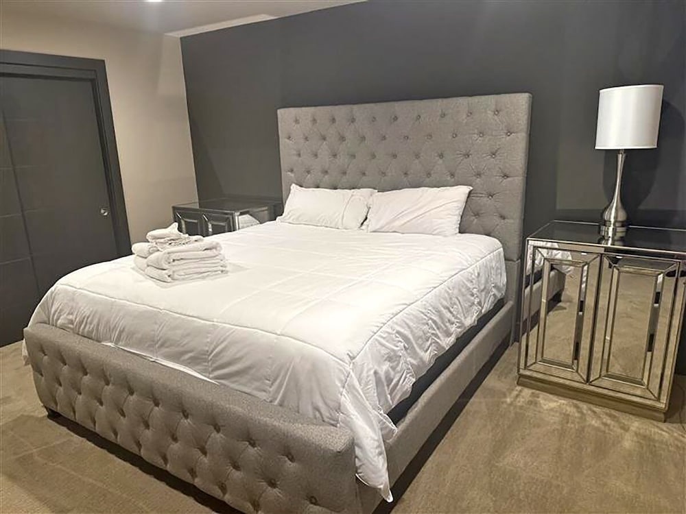 2030 Marconi Way 5 Bedroom Home