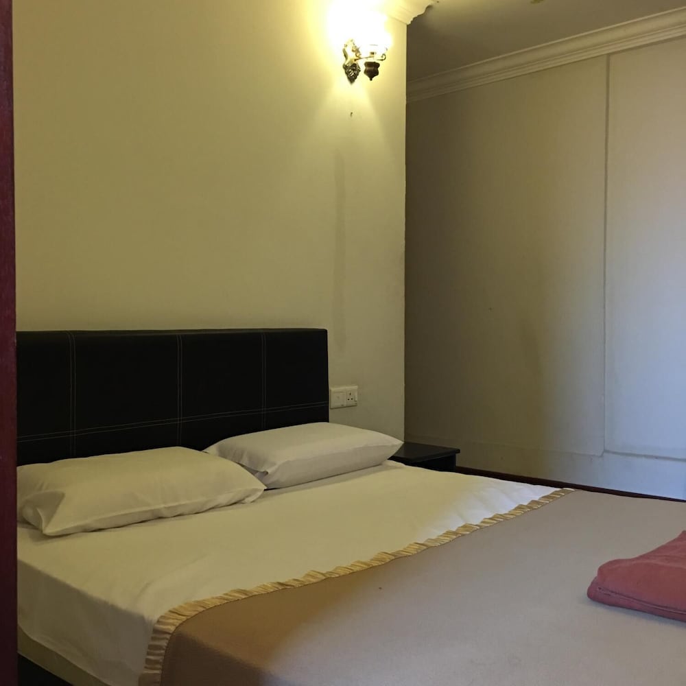 Traders Villa