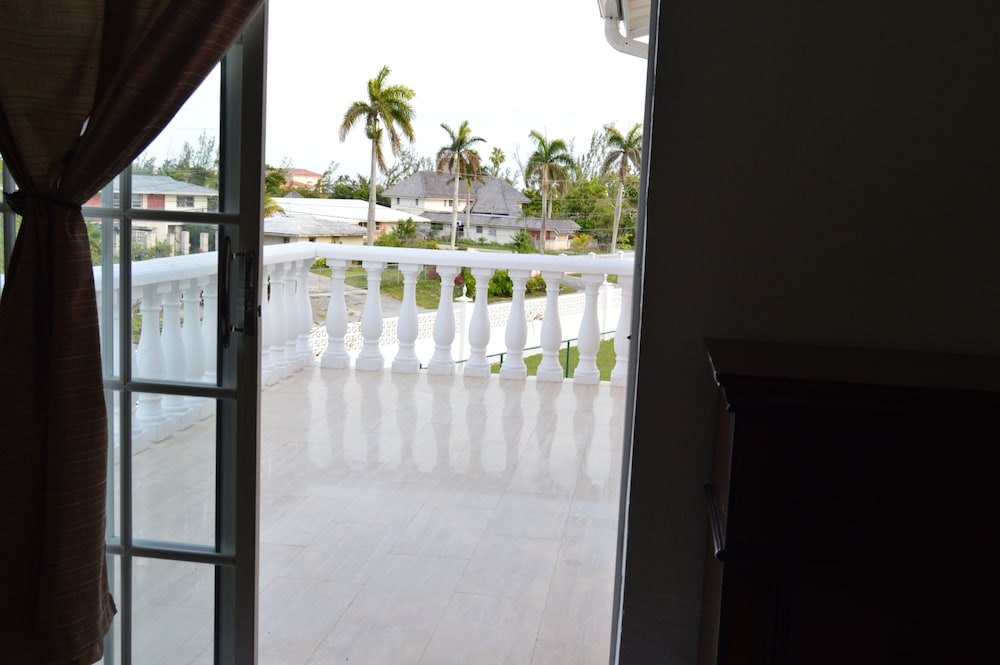Waters Edge Condo With Boat Slip