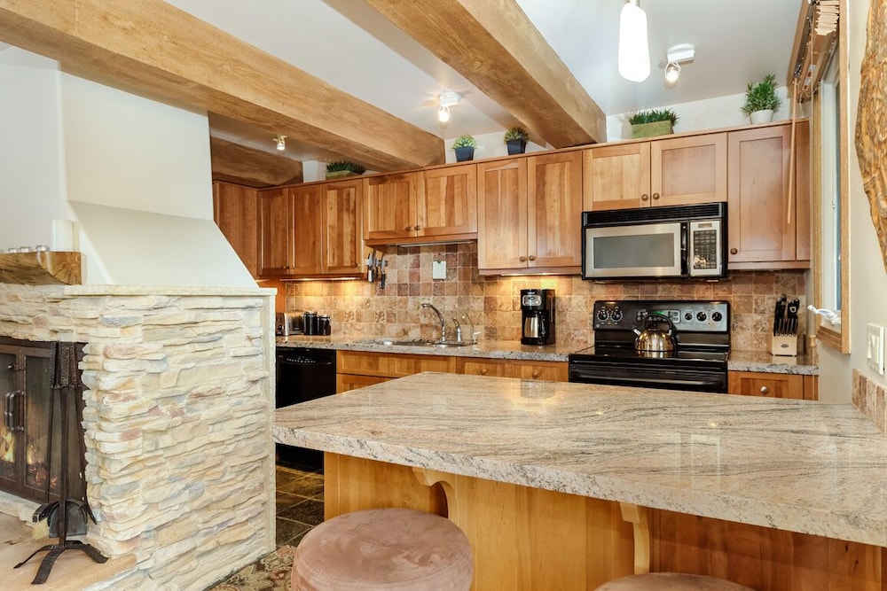 Chateau Eau Claire & Roaring Fork by Frias Properties