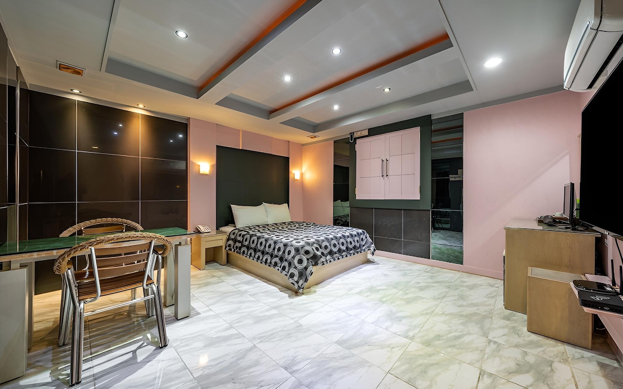 Cheonan California