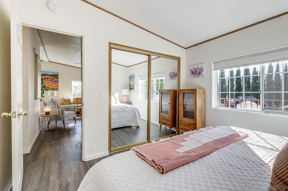 Petaluma Vacations - Charming Petaluma Cottage w/ Grill Near Wineries - Property Image 5