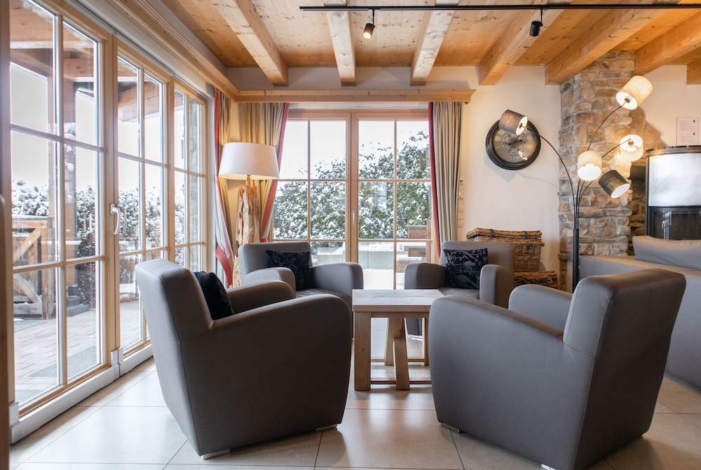 AvenidA Panorama Chalet by Alpin Rentals