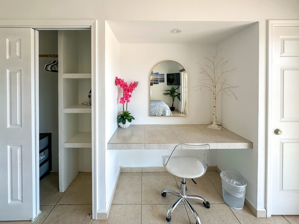 Relaxing Getaway 2BR Condo