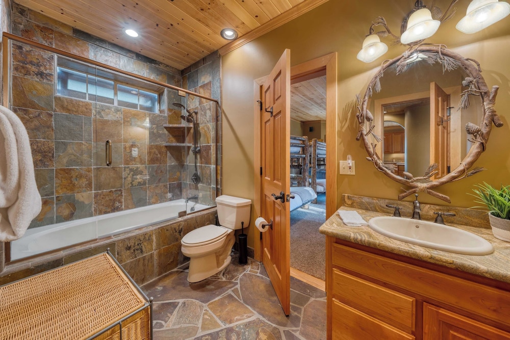 Northstar Haven Cozy-chic Retreat Near Lake Tahoe & Downtown Truckee