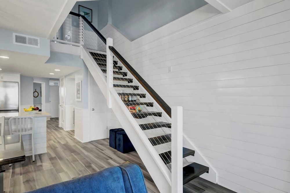 423 C Shipwatch by Avantstay Ocean Views Community Pool Close to Beach