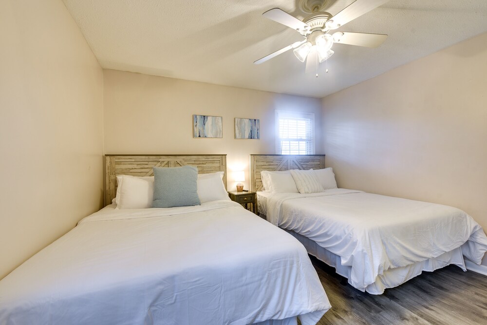 Newly Remodeled Home in North Myrtle Beach! view 5